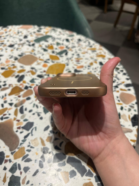 BronzeGlow MagSafe Case